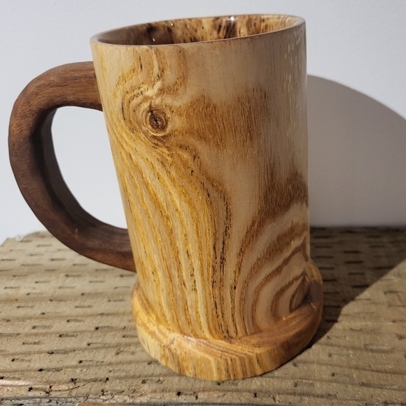 Handmade Rustic Aspen Wood Mug with Walnut Handle - Picture 3 of 3